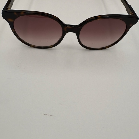 GUCCI- GG0488S Havana 54mm - Picture 2 of 5